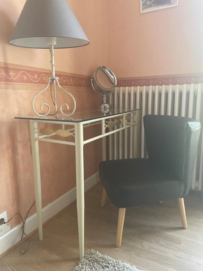 Un Petit Coin De Paradis Bressolles  Eksteriør billede